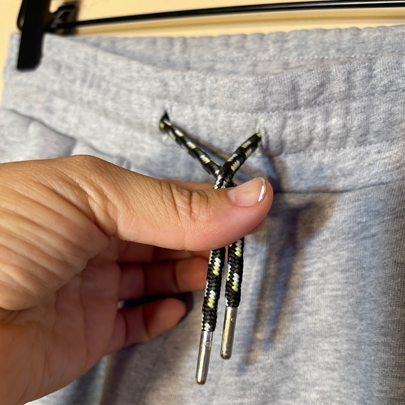 Rare Kenzo Boys Grey Joggers with Animal Graphics - Picture 9 of 9